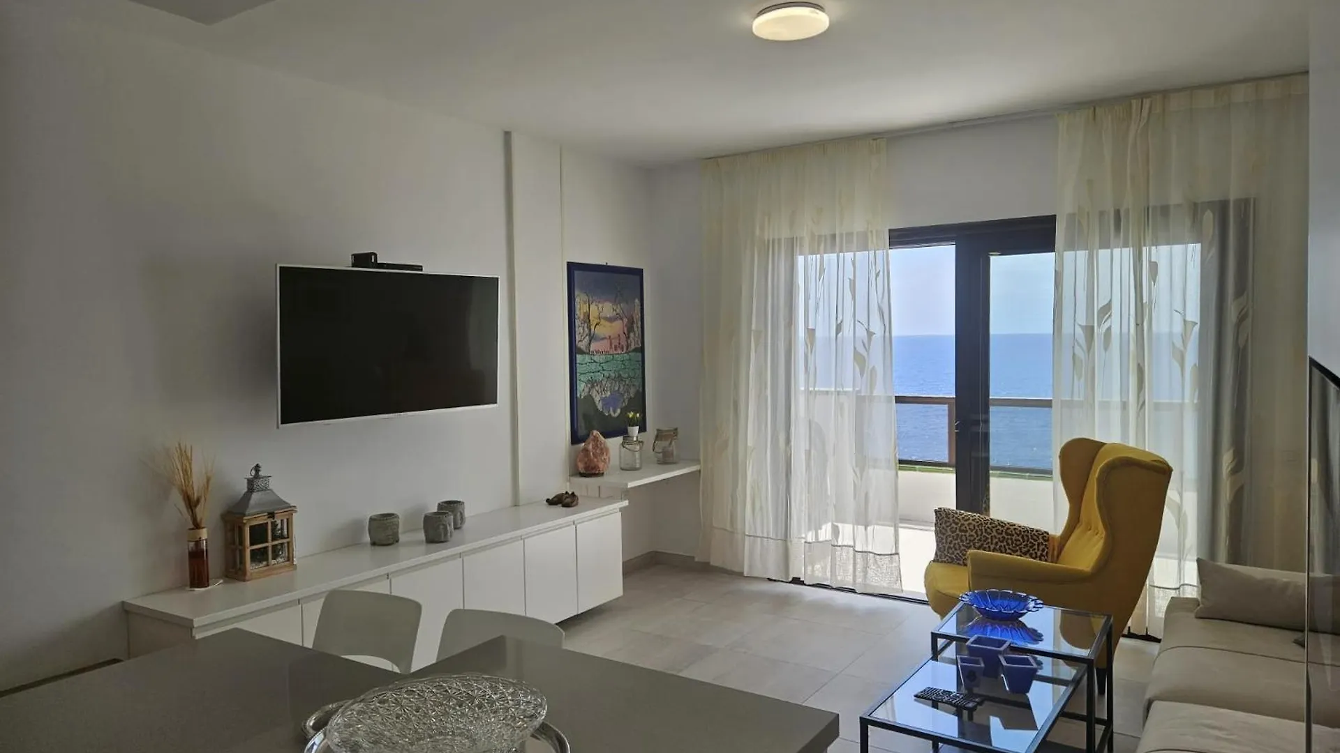 Apartment Mit Poolsicht طوستا ديل سيلونثيو