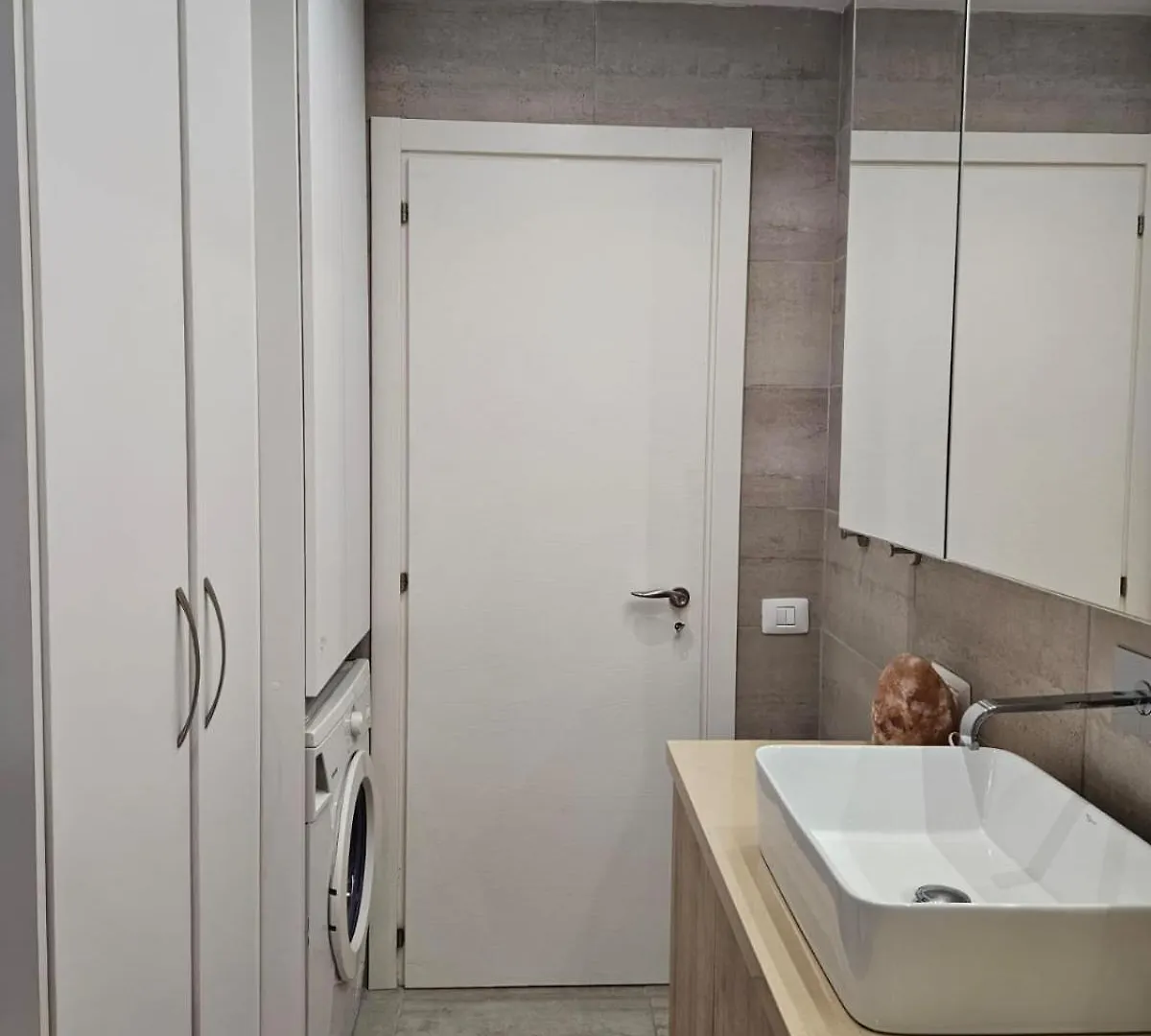 Apartment Mit Poolsicht طوستا ديل سيلونثيو